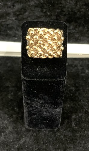 9ct yellow gold row - yellow, 5