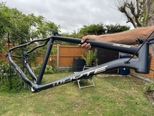 Whyte 909 frame XL  used twice