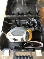 dewalt d26480 belt sander 64mm x 356mm 240 volt in case used free postage