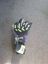 Puma Future Pro Hybrid Goalkeeper Gloves Size 9