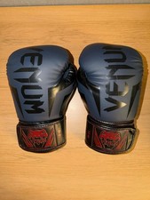VENUM ELITE 12oz GREY BOXING