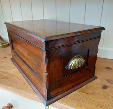 Vintage mahogany keepsake box