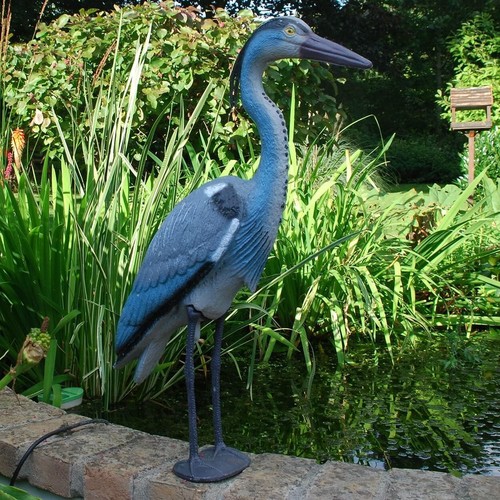 Decoy heron figure pond - figure,