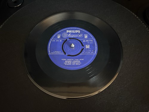 Frankie vaughan kisses sweeter - frankie,
