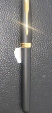 Parker Sonnet Gold Tipped Fountain Pen Medium