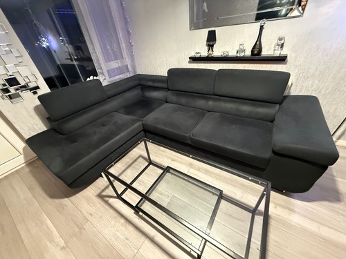 Black velvet corner - corner, bed