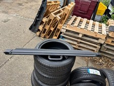 Genuine Land Rover Discovery 5