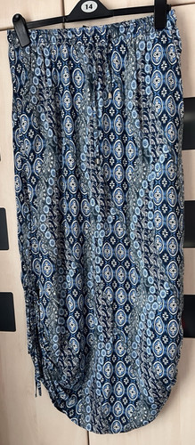 Izabel blue floral - floral, midi