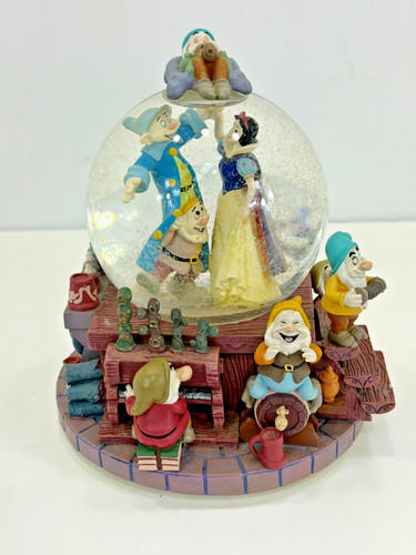 Disney snow white and the - disney,