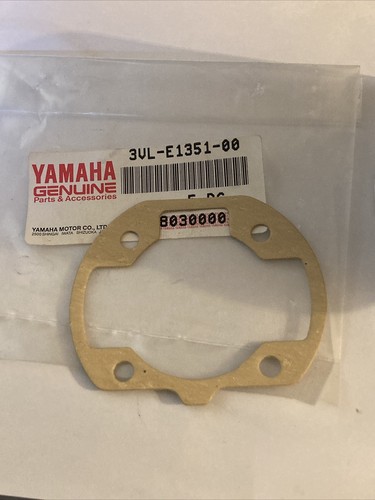 Genuine yamaha cylinder - cylinder, base