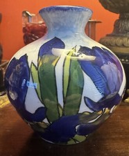 Beautiful Cornwall Bud Vase Cornish Studio Pottery Floral Design