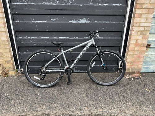 Carrera valour mountain bike - mountain,