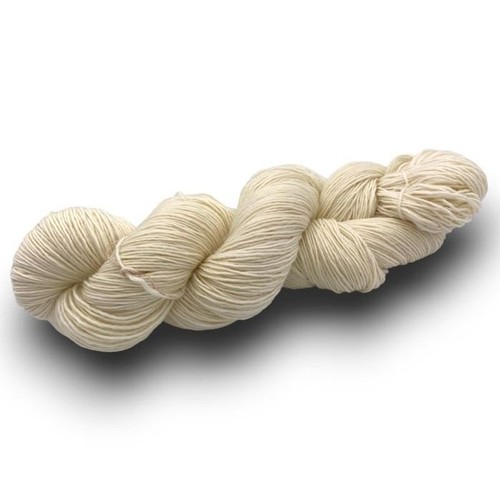 Undyed ply superwash merino - 4,