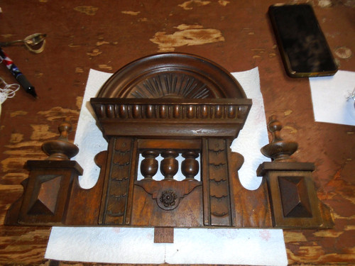 Antique-Walnut-Vienna