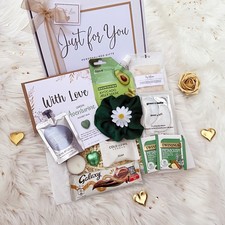 HUG IN A BOX - Spa Gift For