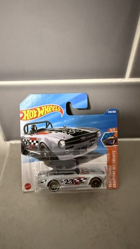 Hot wheels triumph tr6 - wheels,