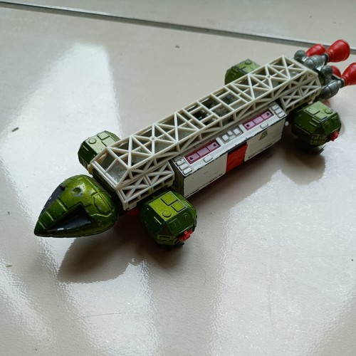 Dinky space 1999 eagle - dinky,