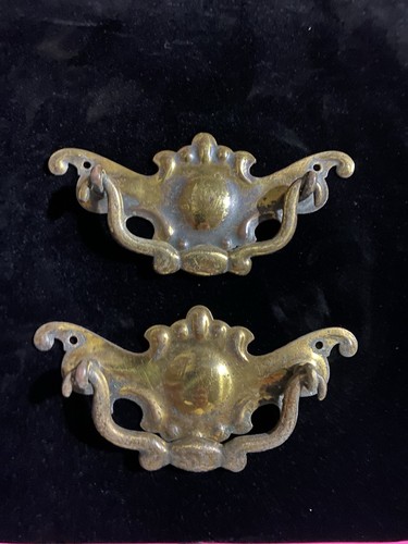 Ornate brass bail - ornate, drawer