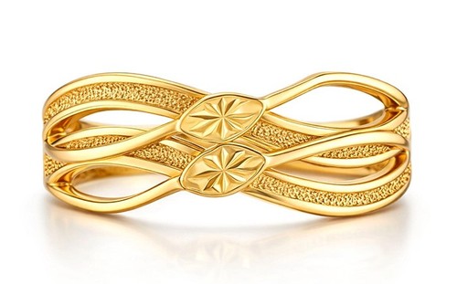 Diamond cut ladies ring - cut,