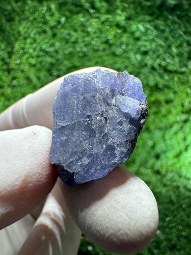 Lovely tanzanite crystal with - tanzanite,