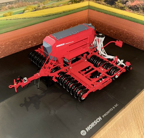 Universal hobbies horsch - universal,
