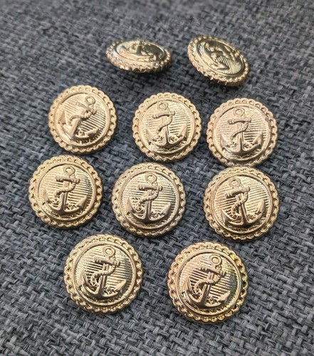 Vintage gold tone - tone, look