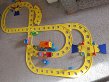 Elc Happyland Huge Yellow