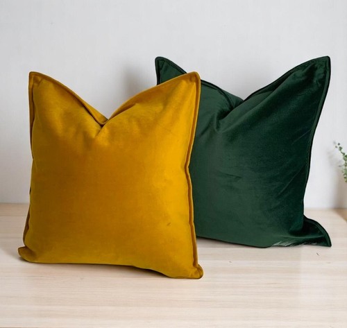 Plush velvet cushion - velvet, cover