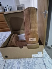 Uggs W Classic Short 11