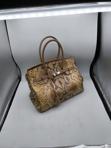 Snakeskin print leather - print,