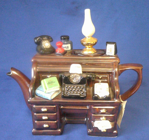 Large teapot novelty designed - teapot,