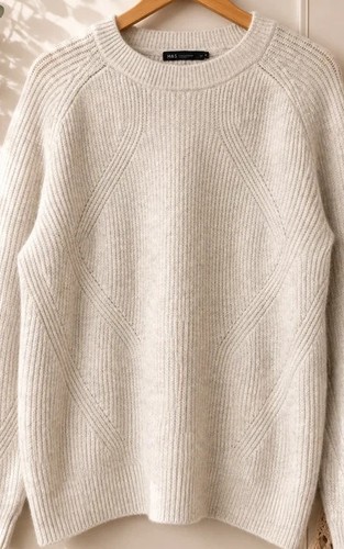 Light grey chunky textured - chunky,