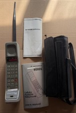 1985 Motorola DynaTAC 8000S