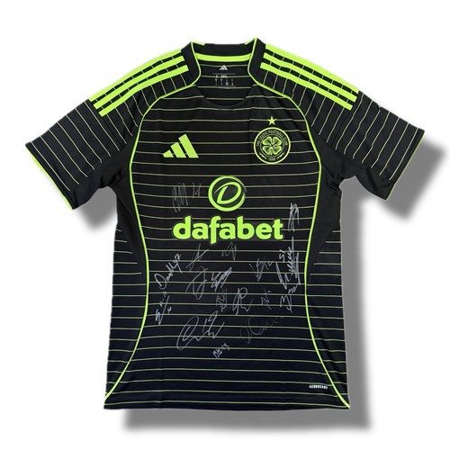Squad signed celtic 2025 - signed,