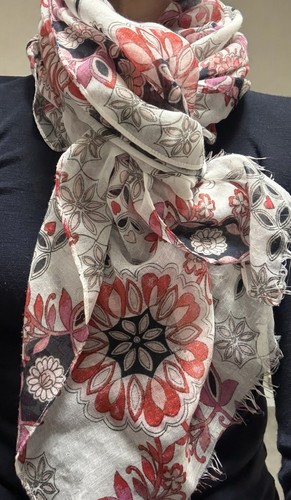 Ladies large floral scarf - large,