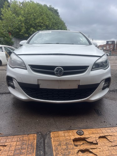 Vauxhall astra bumper front - j,