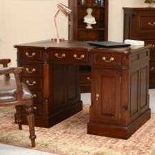Small Solid Mahogany Pedestal