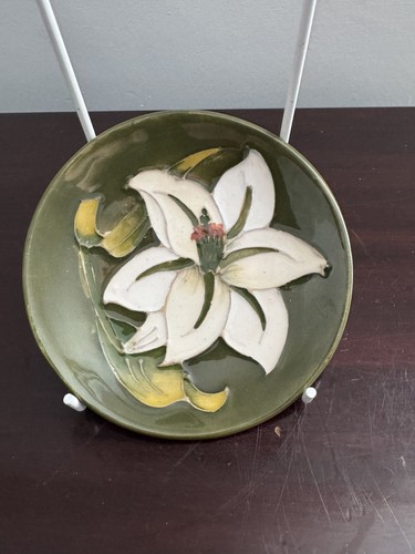 Moorcroft pin dish - pin,