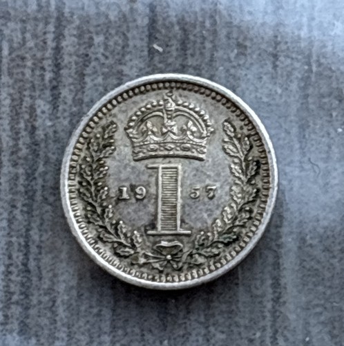 Queen elizabeth 1957 silver - elizabeth,
