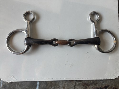 Inch shires hanging - hanging, cheek