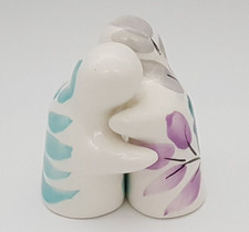 Spanish Hugging Salt & Pepper