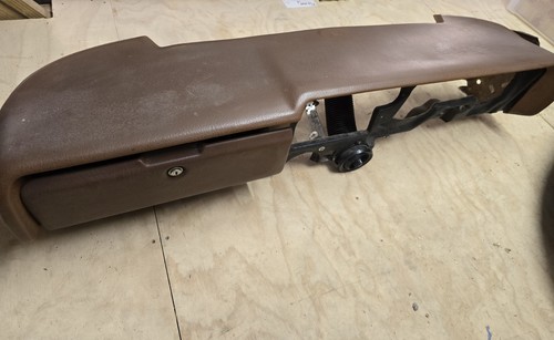 Reliant scimitar gte - se5a, tan