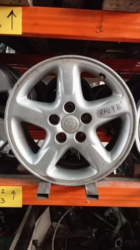 Rim wheel toyota - rim, d