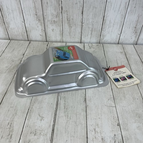 Wilton car cake pan cruiser - cake, 3d