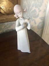 LLADRO 4871 GIRL PLAYING GUITAR FIGURINE