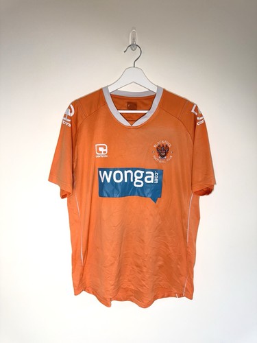 Authentic blackpool 2010 - blackpool, 2010/11