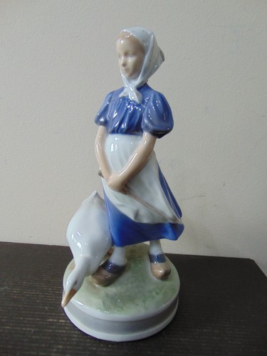 Royal copenhagen porcelain - royal,