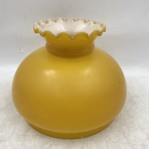 Vintage yellow glass - glass, lamp