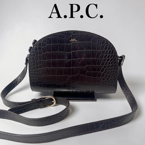 Half moon croc embossed - half,