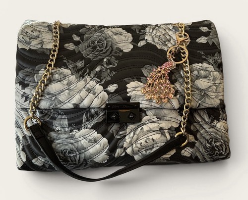 Betsey johnson large quilted - johnson,